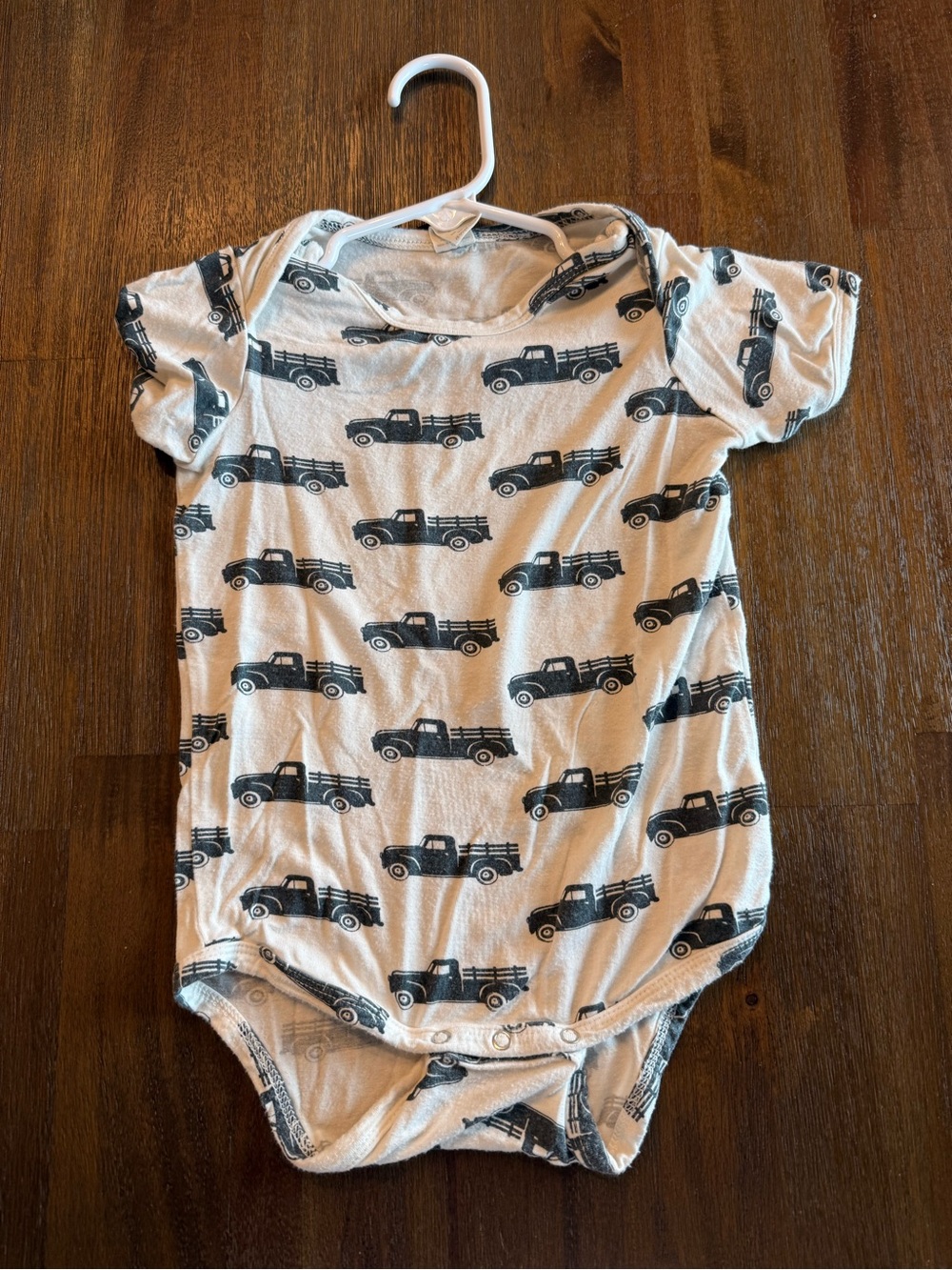 kate quinn White Short-Sleeve Truck Print One-Piece Bodysuit 18-24mo